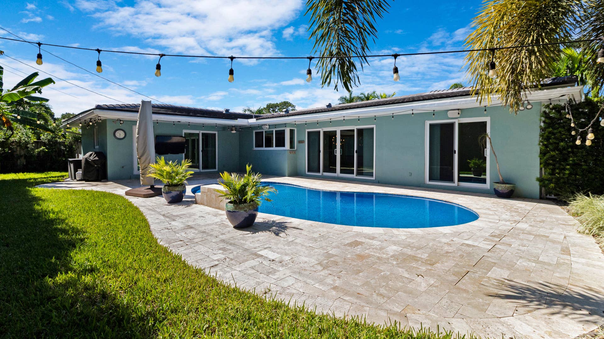 5830 NE 21ST Avenue, Fort Lauderdale, FL 33308 46_accutour_01 5830-ne-21st-ave-042