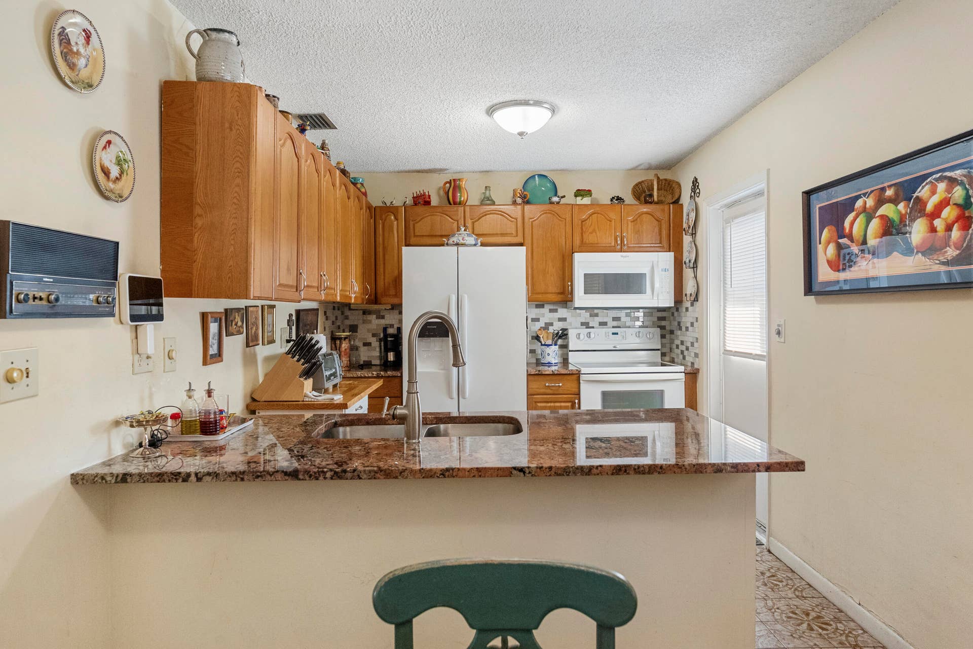 820 SW 12TH Place, Fort Lauderdale, FL 33315 DSC04851