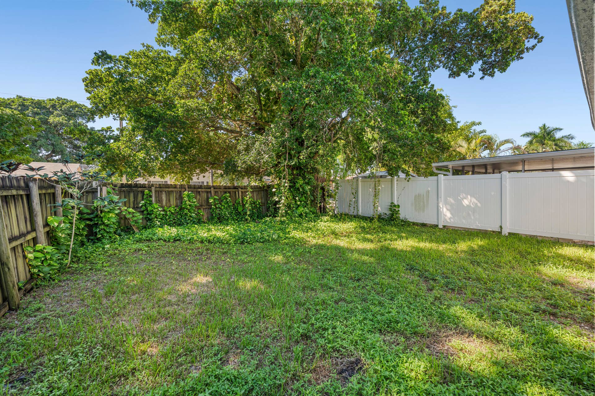 820 SW 12TH Place, Fort Lauderdale, FL 33315 DSC04971