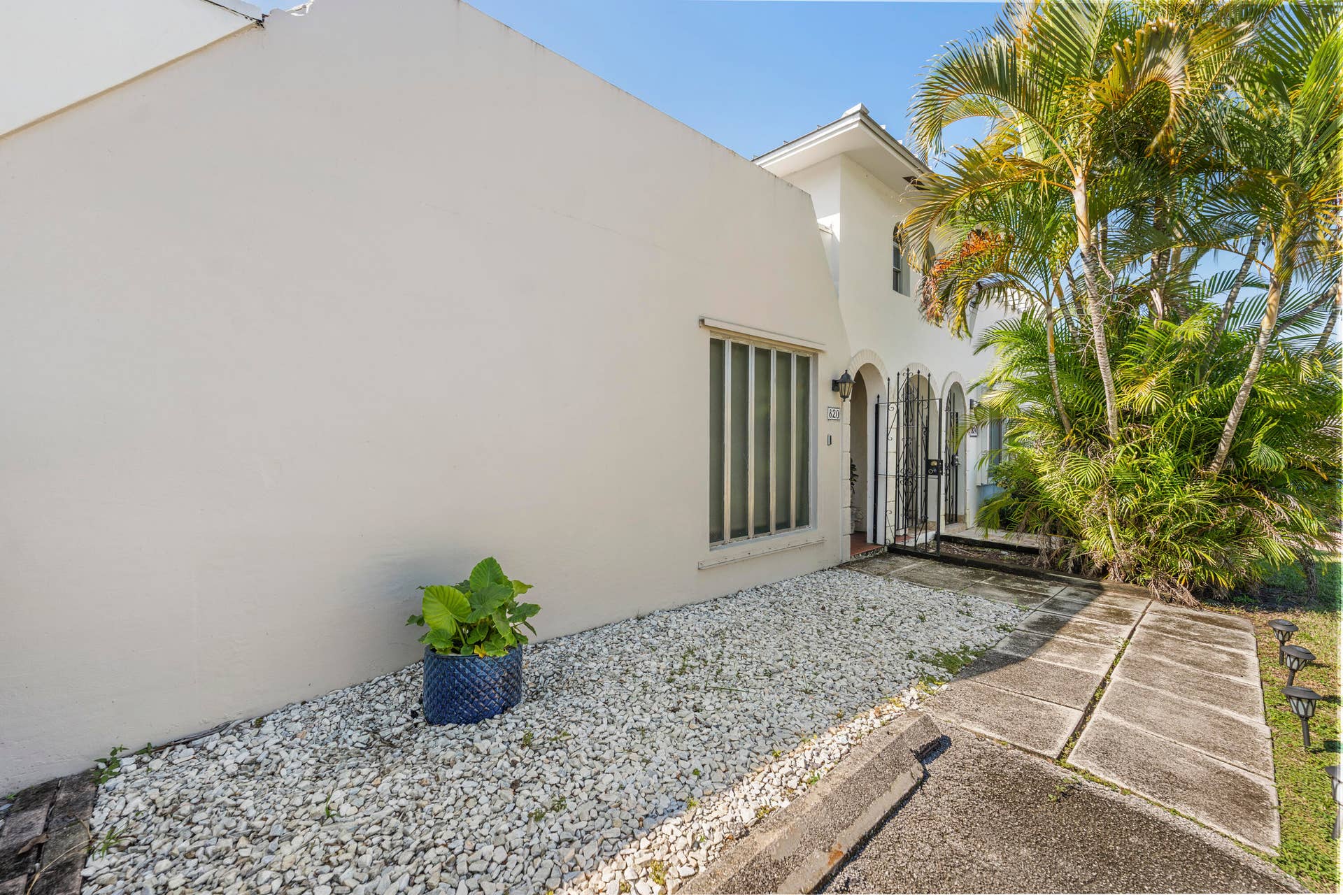 820 SW 12TH Place, Fort Lauderdale, FL 33315 DSC04958