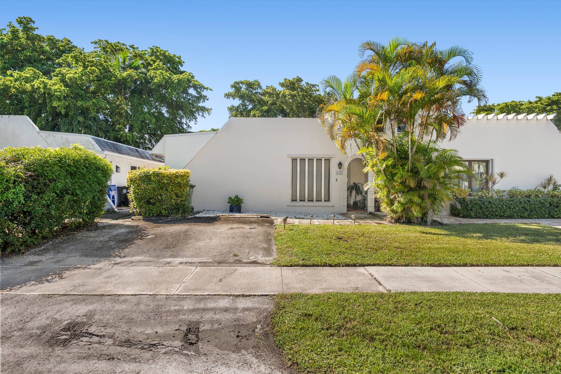 820 SW 12TH Place, Fort Lauderdale, FL 33315 DSC04941