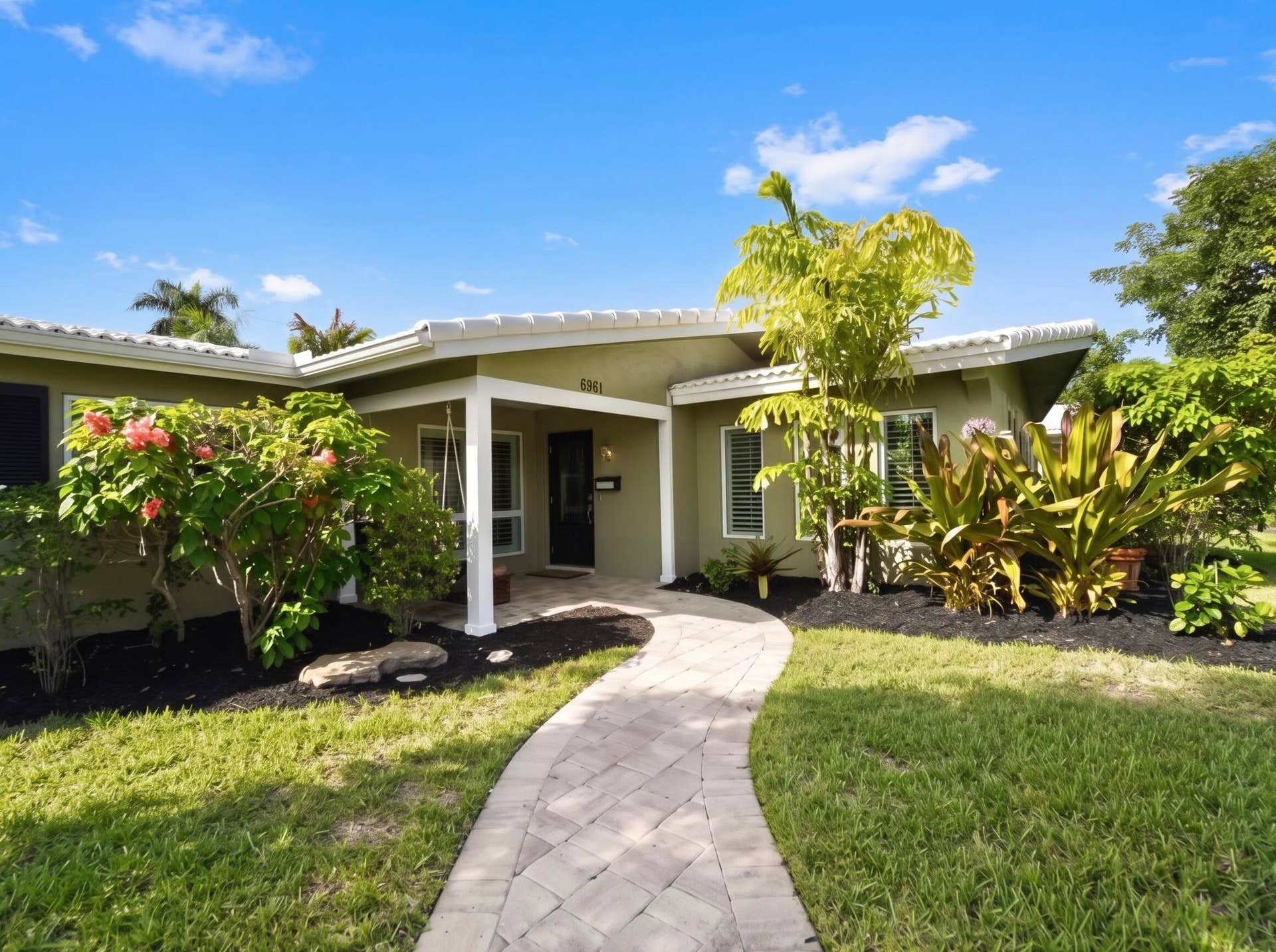 5961 NE 22ND Way, Fort Lauderdale, FL 33308 IMG_0839