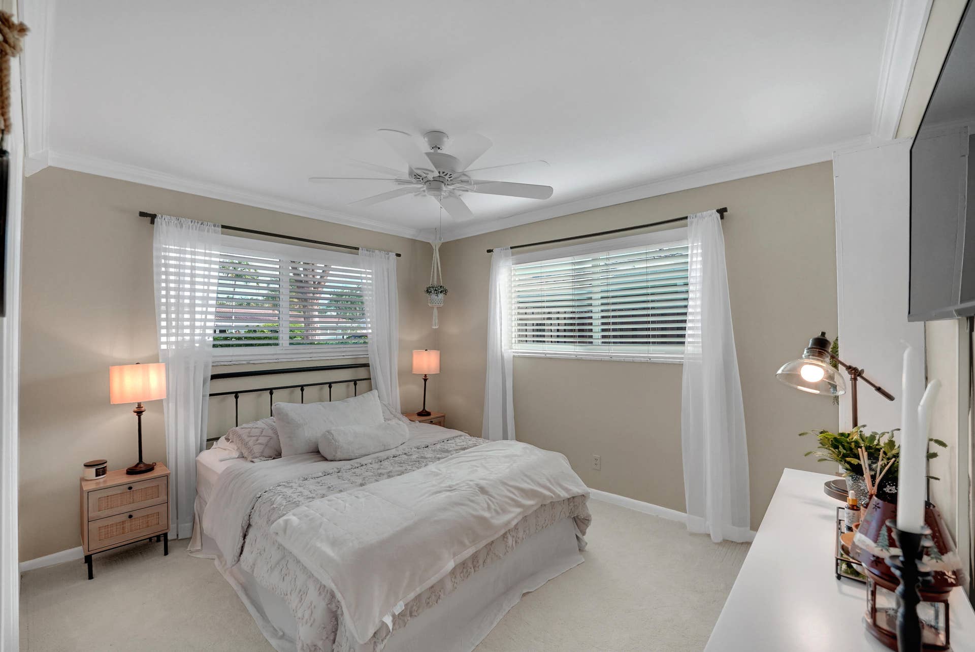 5961 NE 22ND Way, Fort Lauderdale, FL 33308 DSC00606