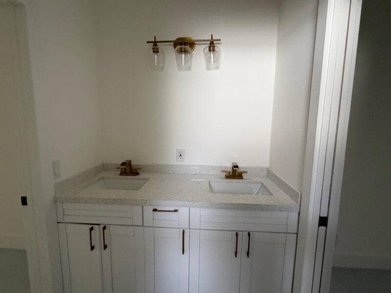 1260 GINGER Circle, Weston, FL 33326 42664_06_image-197534_10.13.2026