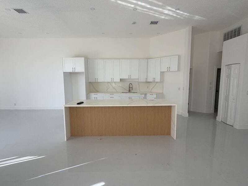 1260 GINGER Circle, Weston, FL 33326 42664_03_image-197548_10.13.2026