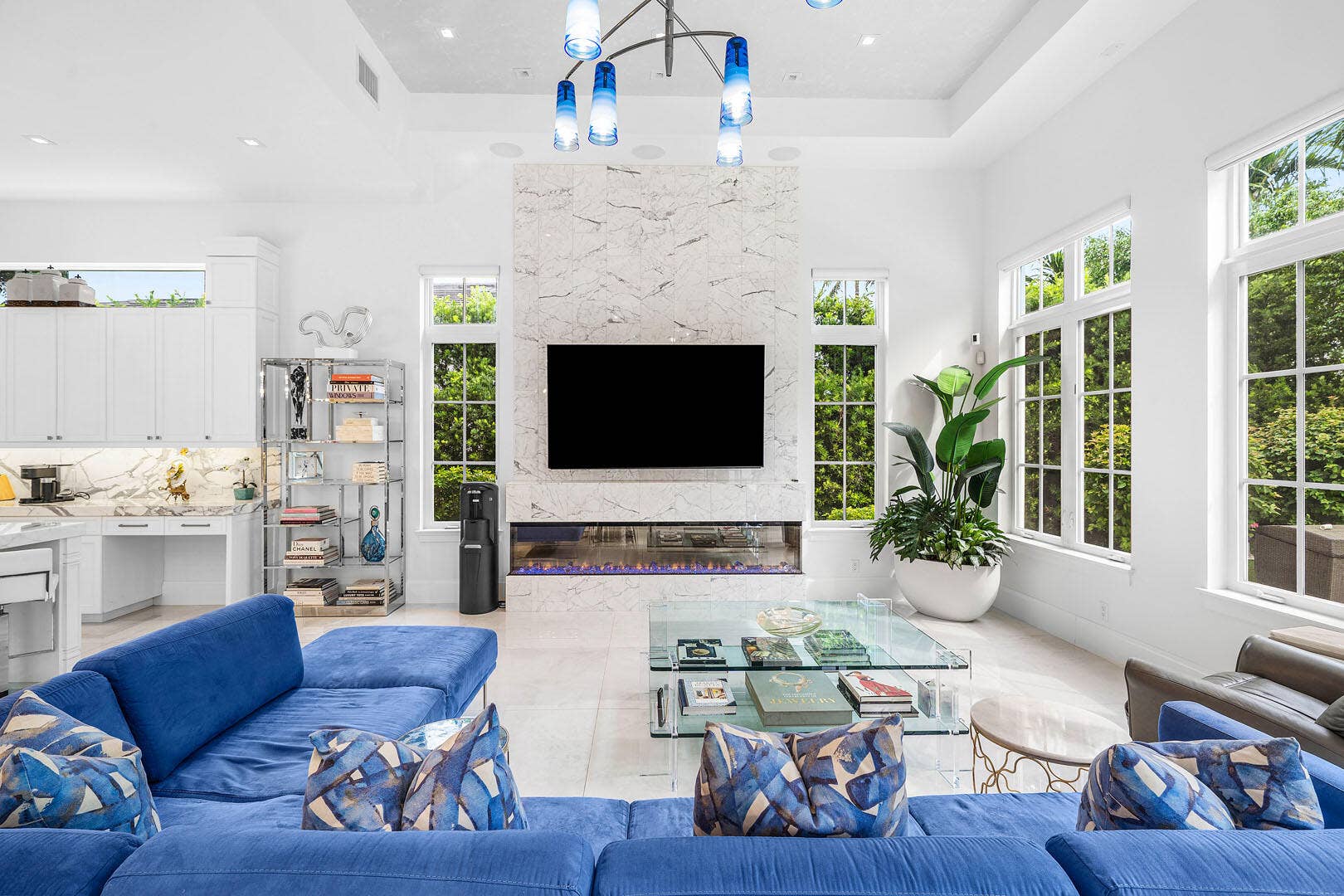 2296_Acorn_Palm_Road_26