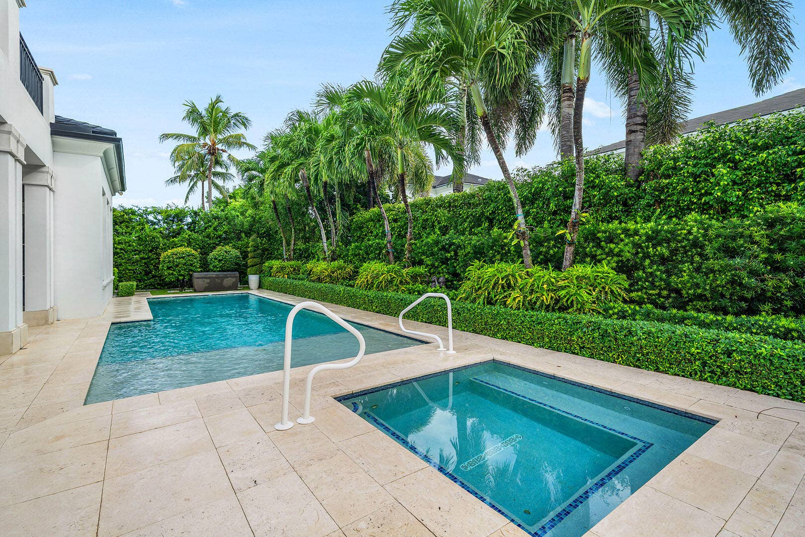2296_Acorn_Palm_Road_31