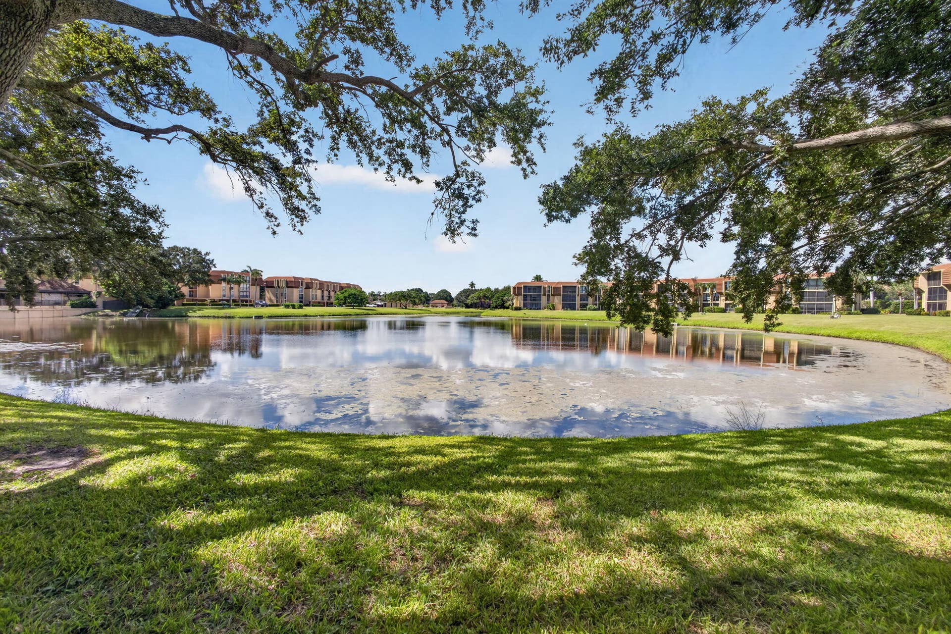 5344 WOODLAND LAKES Drive, #225, Palm Beach Gardens, FL 33418 Neighborhood View