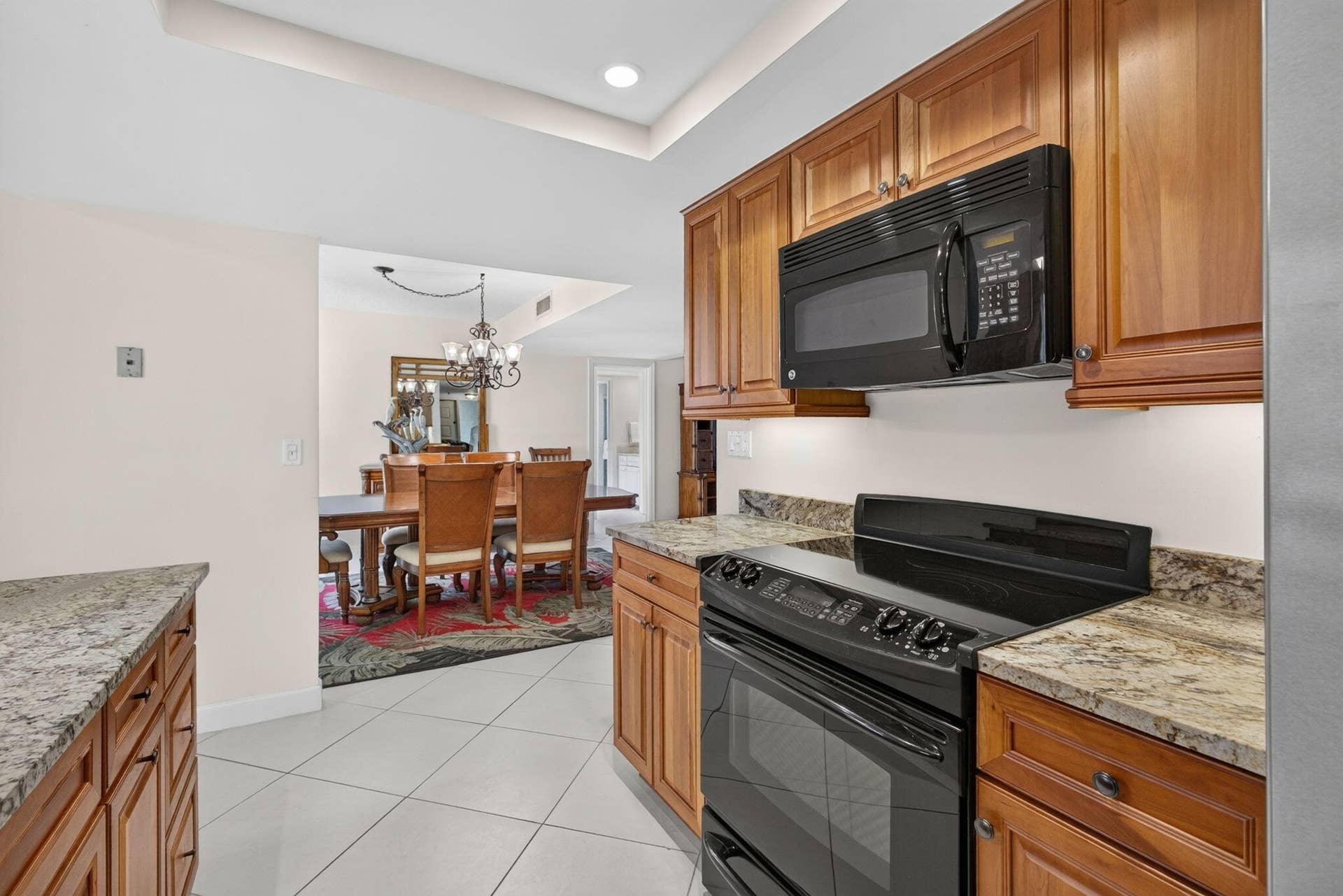 5344 WOODLAND LAKES Drive, #225, Palm Beach Gardens, FL 33418 27-web-or-mls-WL - Kitchen