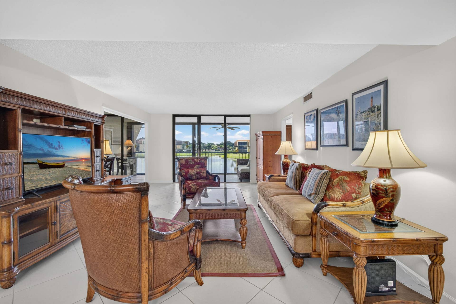 5344 WOODLAND LAKES Drive, #225, Palm Beach Gardens, FL 33418 18-web-or-mls-WL - Living Rm 2