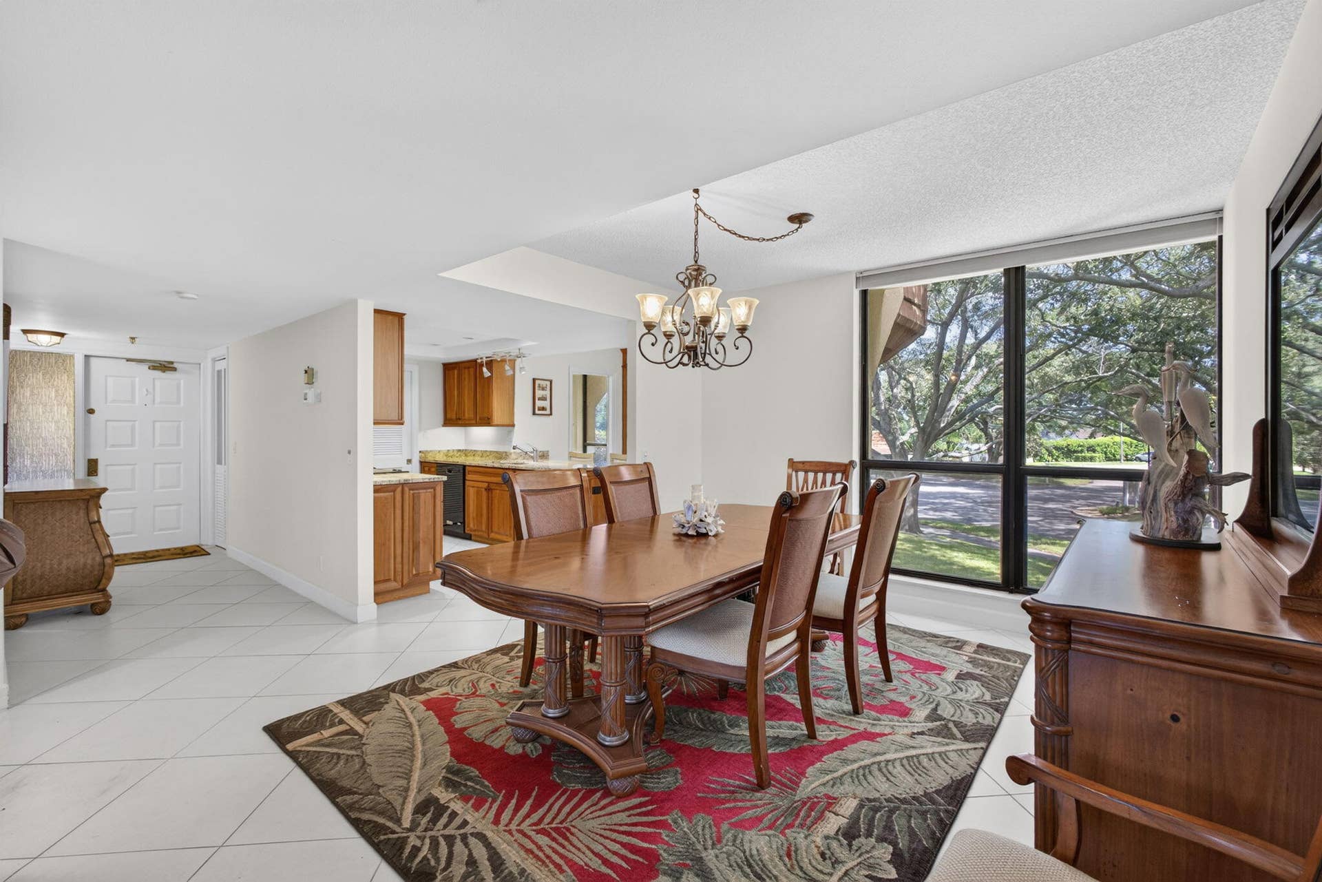 5344 WOODLAND LAKES Drive, #225, Palm Beach Gardens, FL 33418 15-web-or-mls-WL - Entry, Dining Rm, Kit