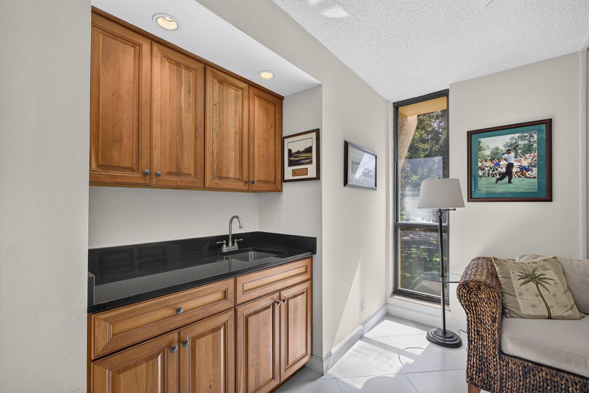 5344 WOODLAND LAKES Drive, #225, Palm Beach Gardens, FL 33418 Wet Bar in Game Room