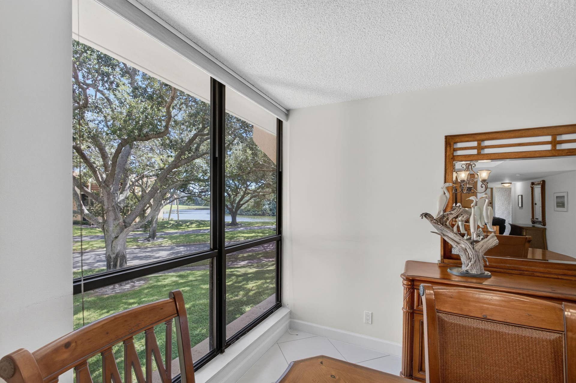 5344 WOODLAND LAKES Drive, #225, Palm Beach Gardens, FL 33418 Dining Room View