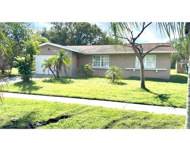 Property photo for 262 NE Brunson Court, Port St Lucie, FL