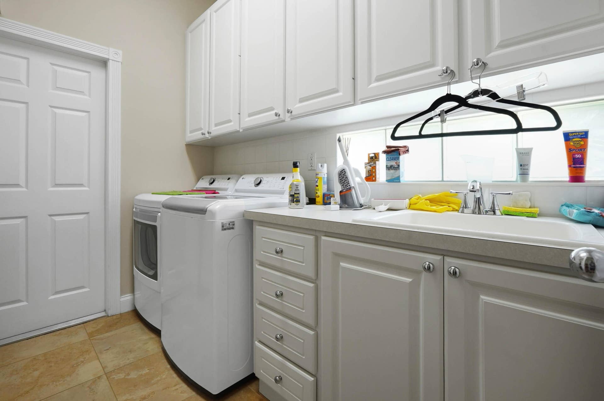 12300 SW Keating Drive, Port St Lucie, FL 34987 05 Laundry room 01