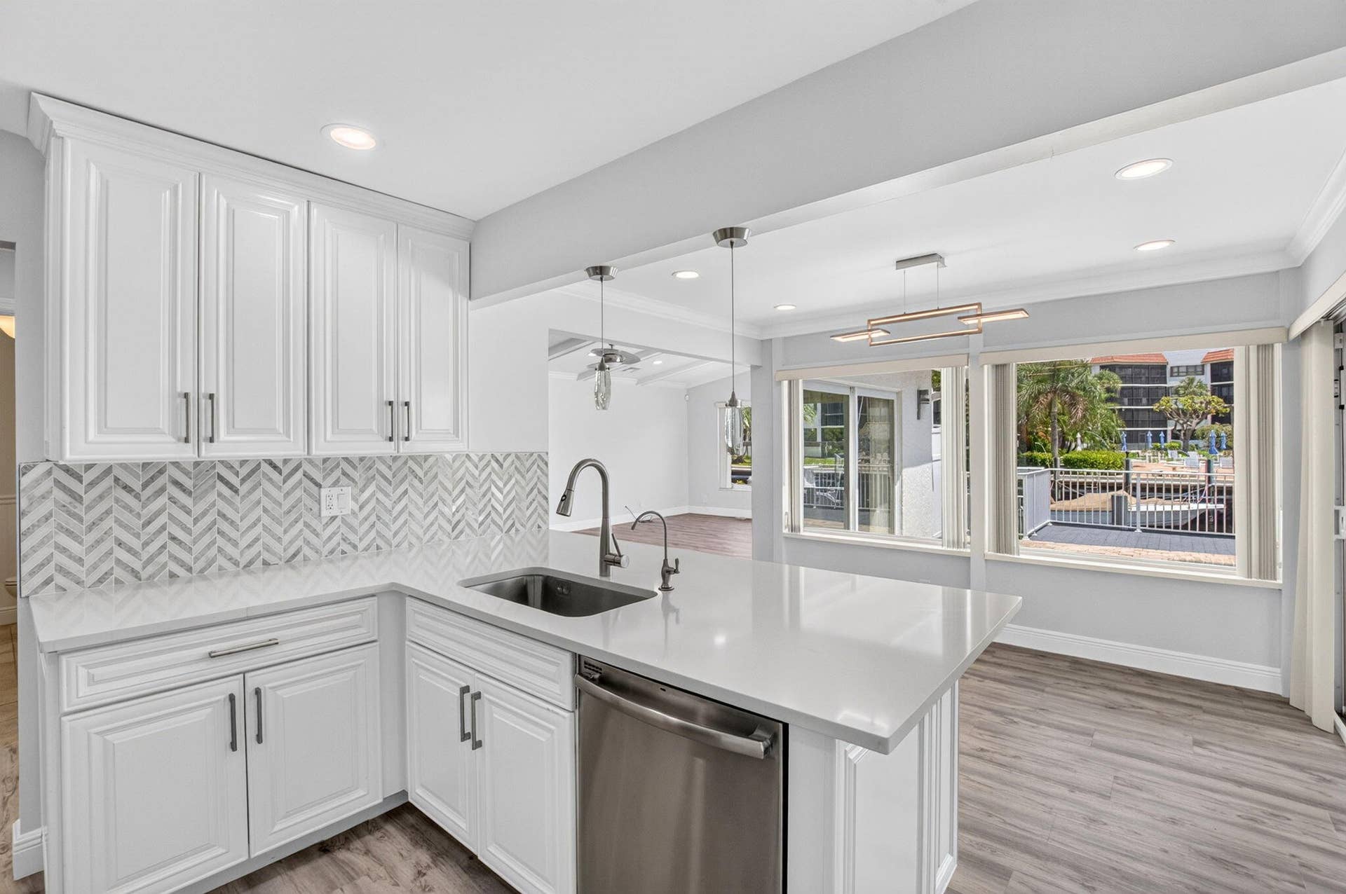 787 HAVANA Drive, Boca Raton, FL 33487 Kitchen