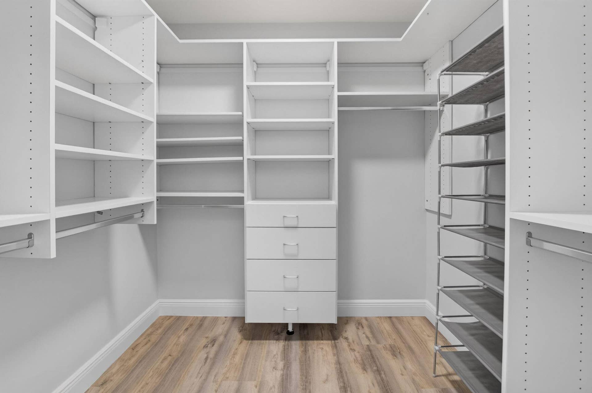 787 HAVANA Drive, Boca Raton, FL 33487 Master Closet