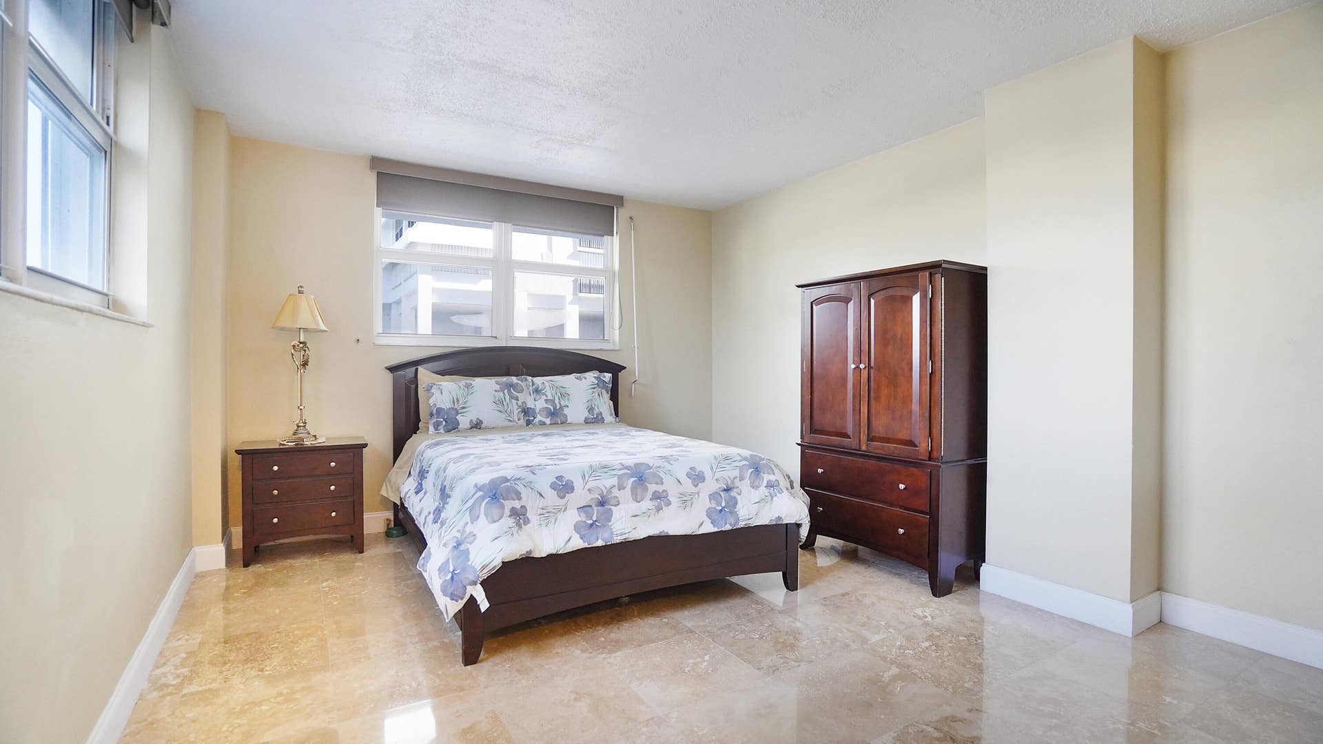 4250 Galt Ocean Drive, #1A, Fort Lauderdale, FL 33308 DSC03084