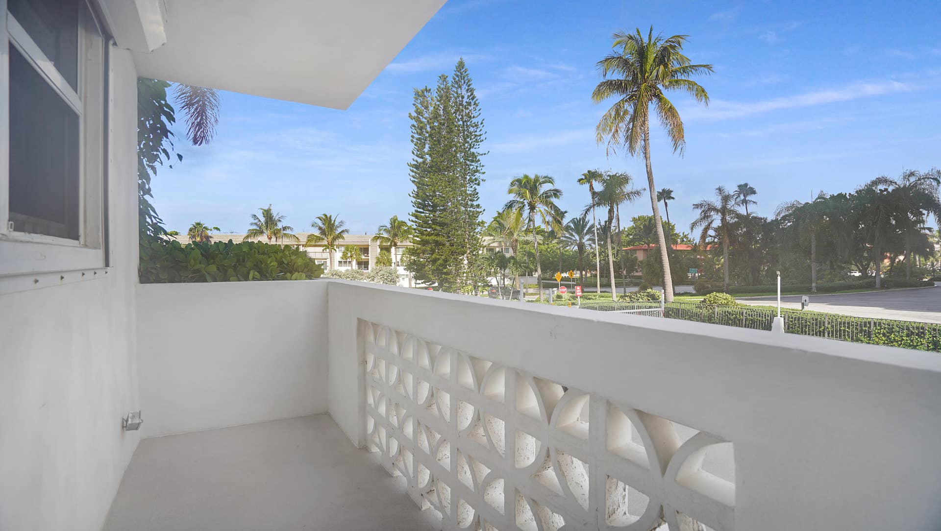 4250 Galt Ocean Drive, #1A, Fort Lauderdale, FL 33308 DSC03108