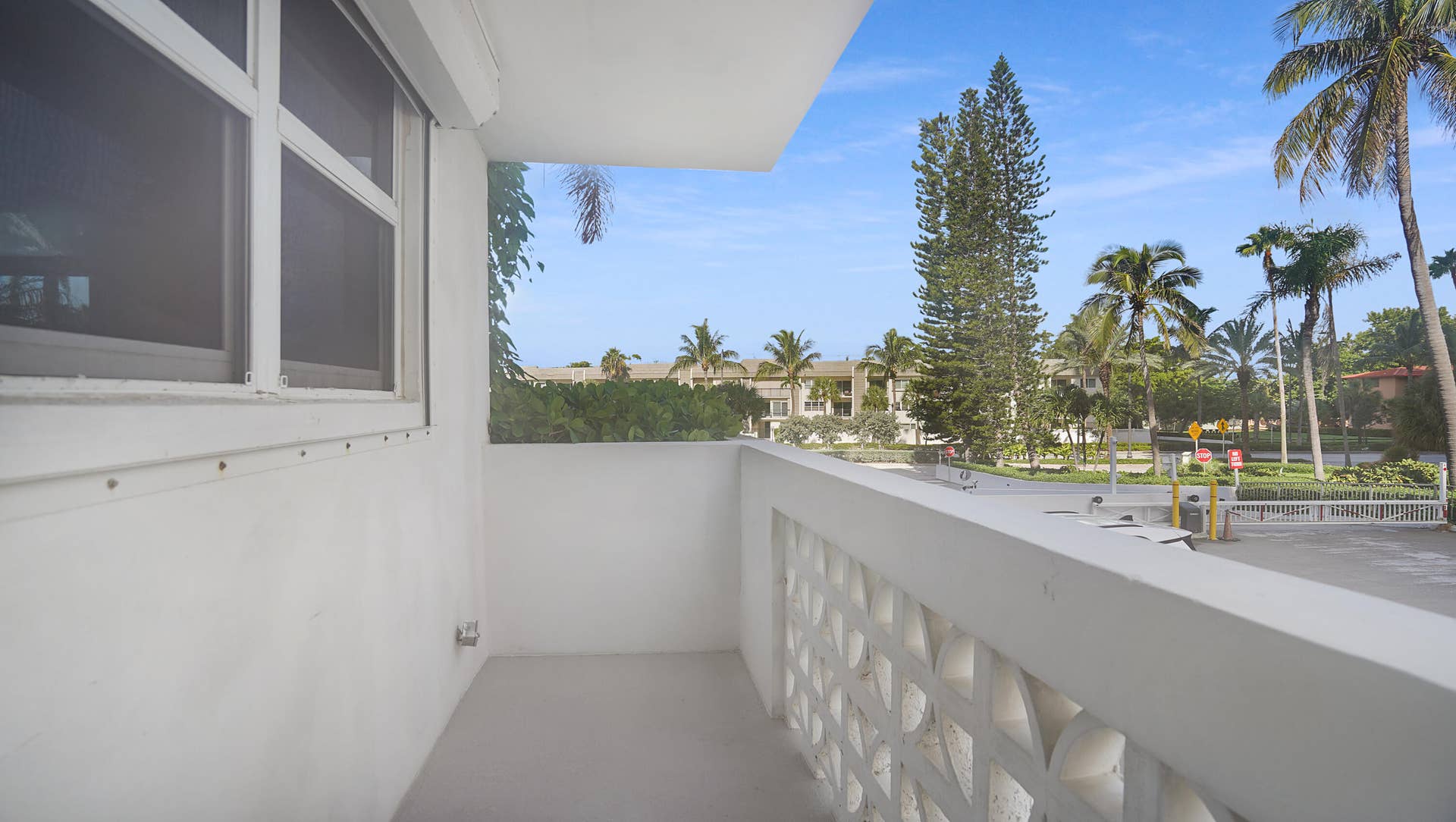 4250 Galt Ocean Drive, #1A, Fort Lauderdale, FL 33308 DSC03111