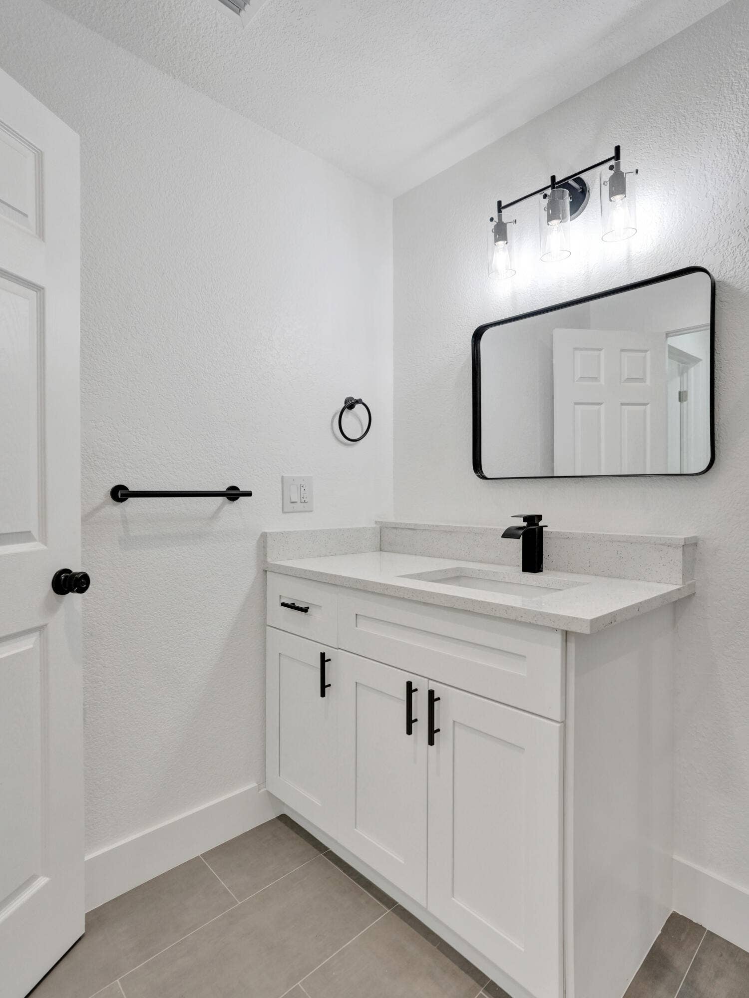 1259 W 26th Street, West Palm Beach, FL 33404 32-print-DSC07164