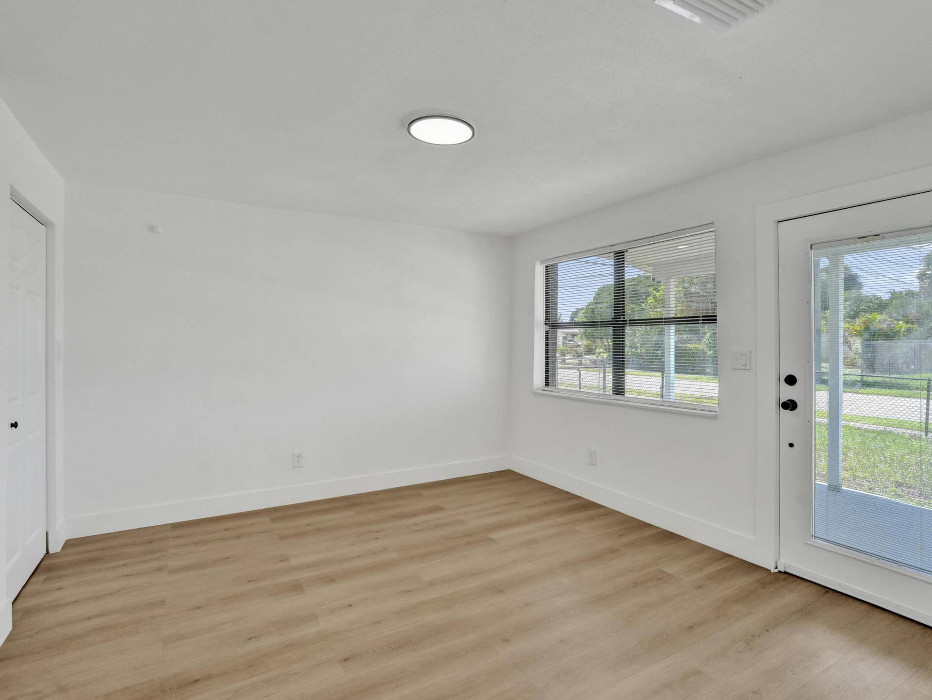 1259 W 26th Street, West Palm Beach, FL 33404 36-print-DSC07176