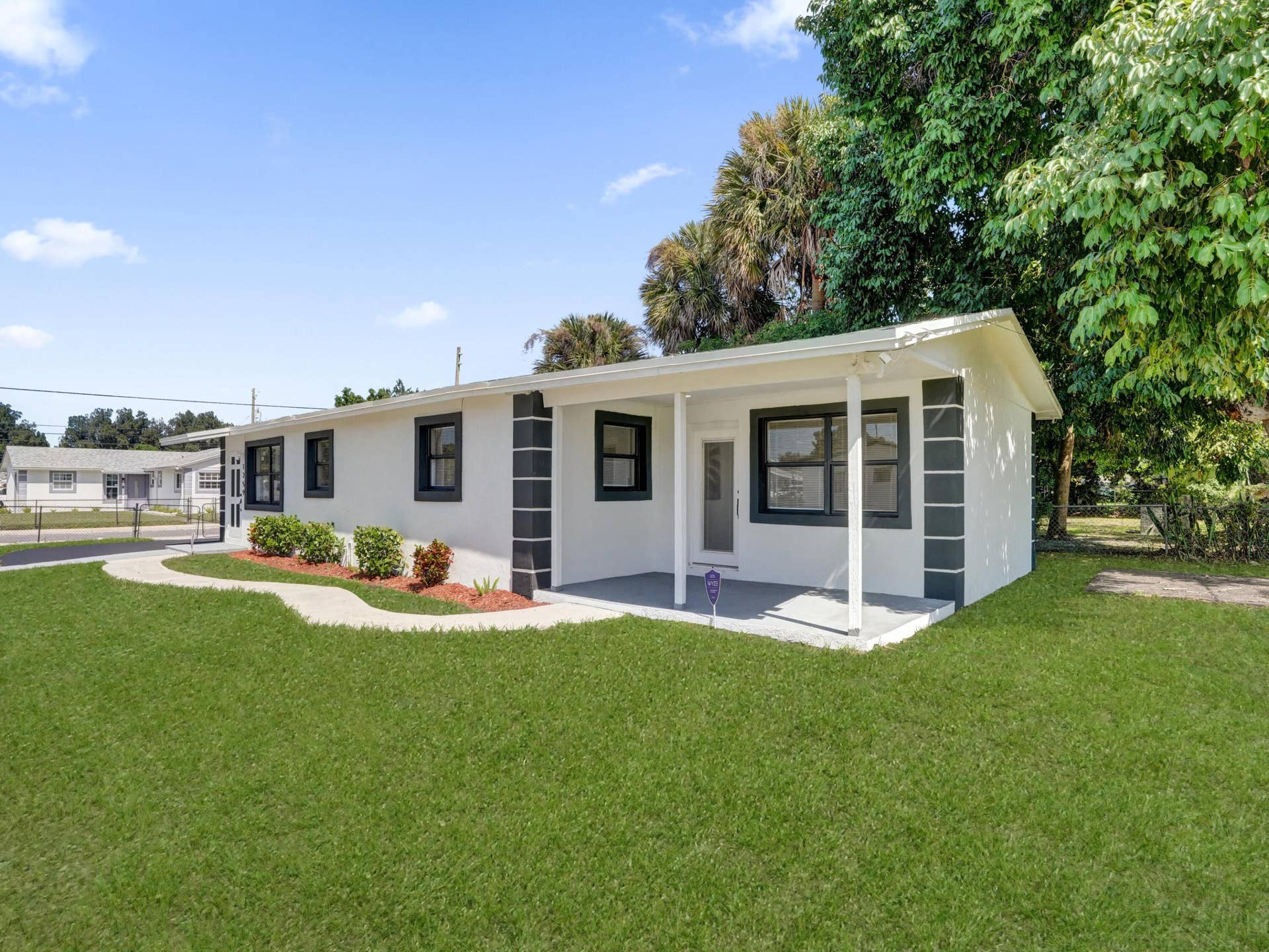 1259 W 26th Street, West Palm Beach, FL 33404 3-print-DSC07200