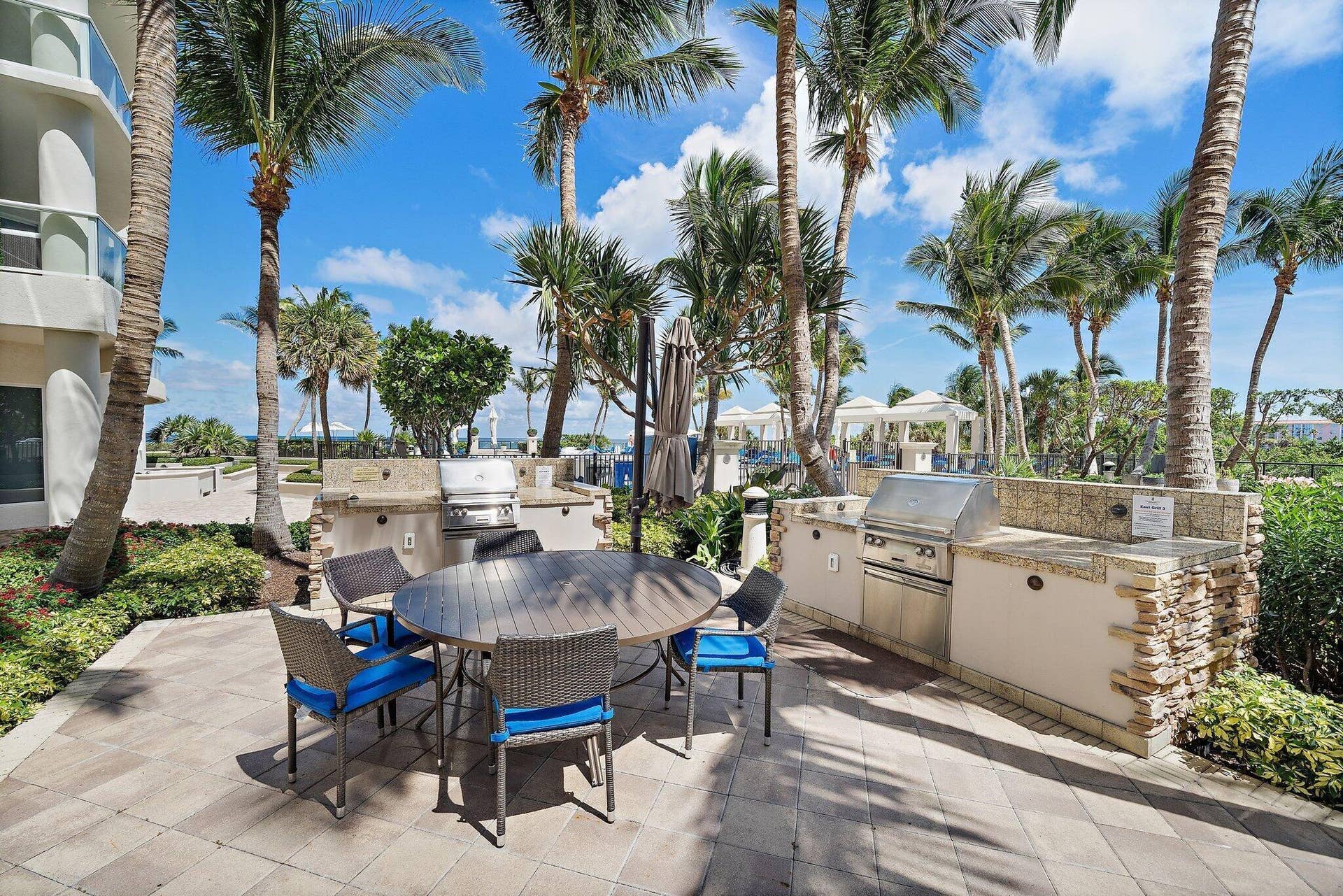 2700 N Ocean Drive, #2304b, Singer Island, FL 33404 Summer Kitchen