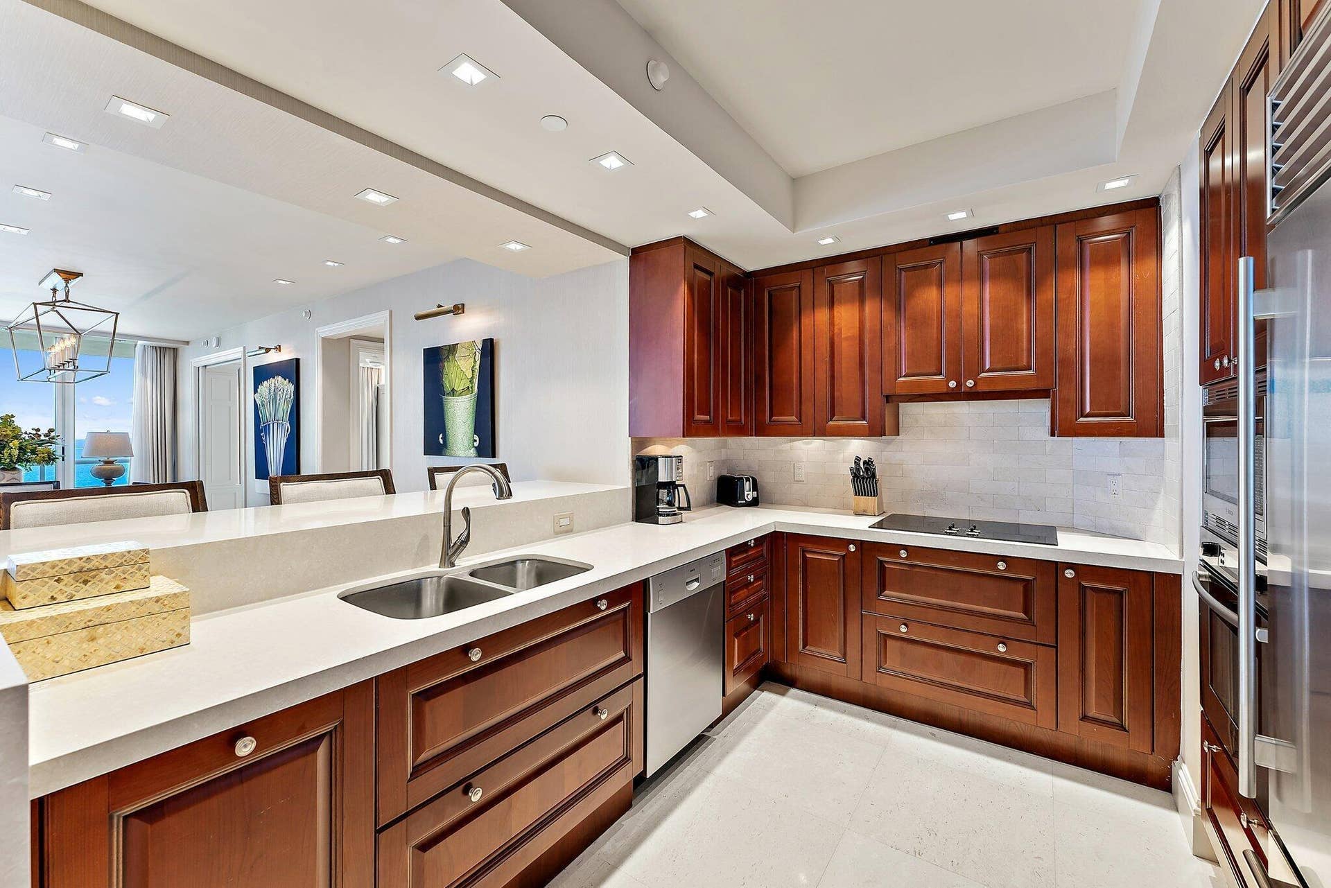 2700 N Ocean Drive, #2304b, Singer Island, FL 33404 Kitchen