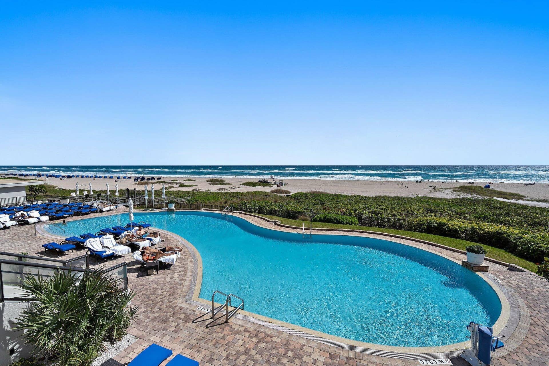 2700 N Ocean Drive, #2304b, Singer Island, FL 33404 Lagoon Pool