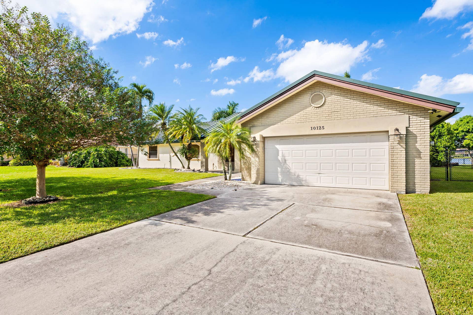 10125 SW 20TH Street, Davie, FL 33324 21-web-or-mls-DSC_0095
