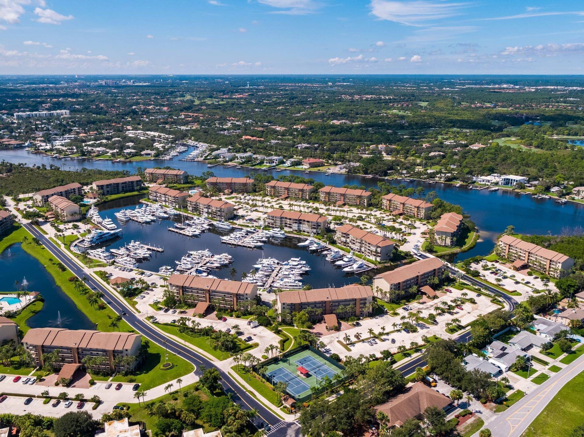 TheBluffsMarina-FL-SMALL