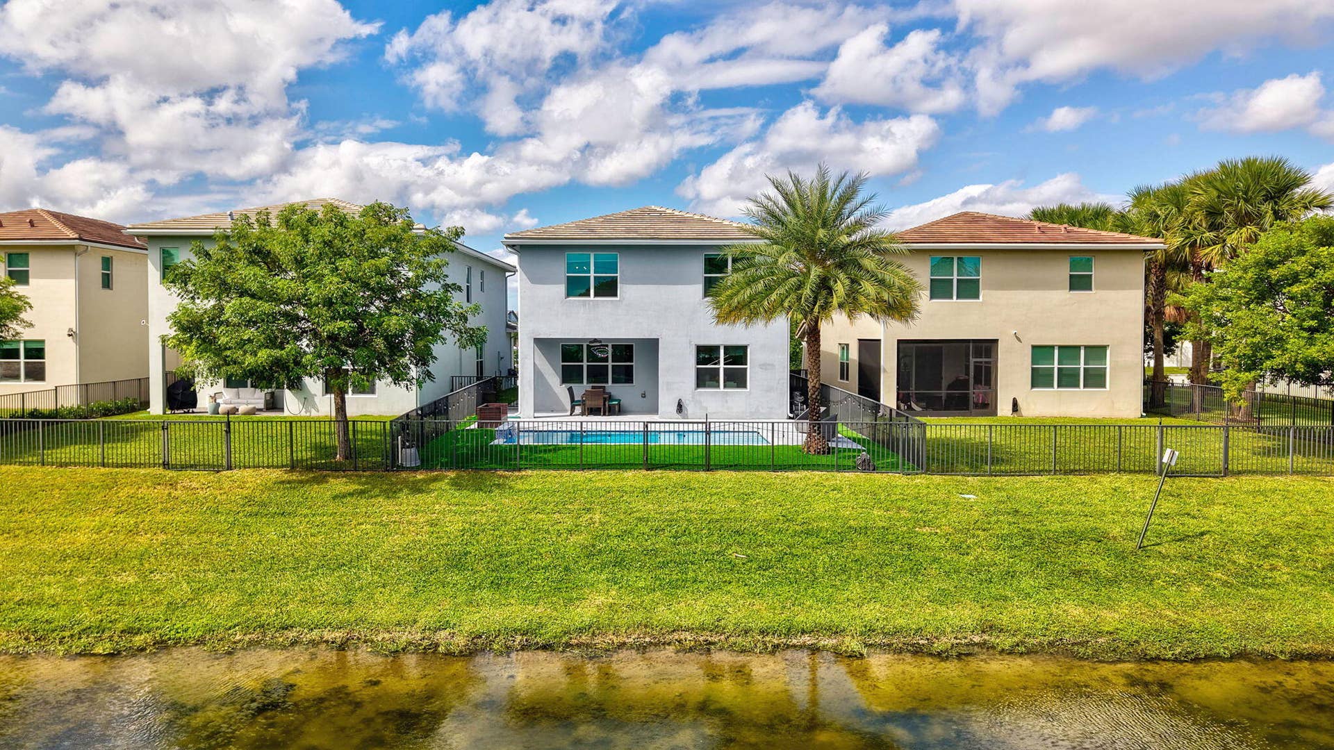 4228 VELEIROS Avenue, Deerfield Beach, FL 33064 47-web-or-mls-DJI_20261014115154_0457_D_