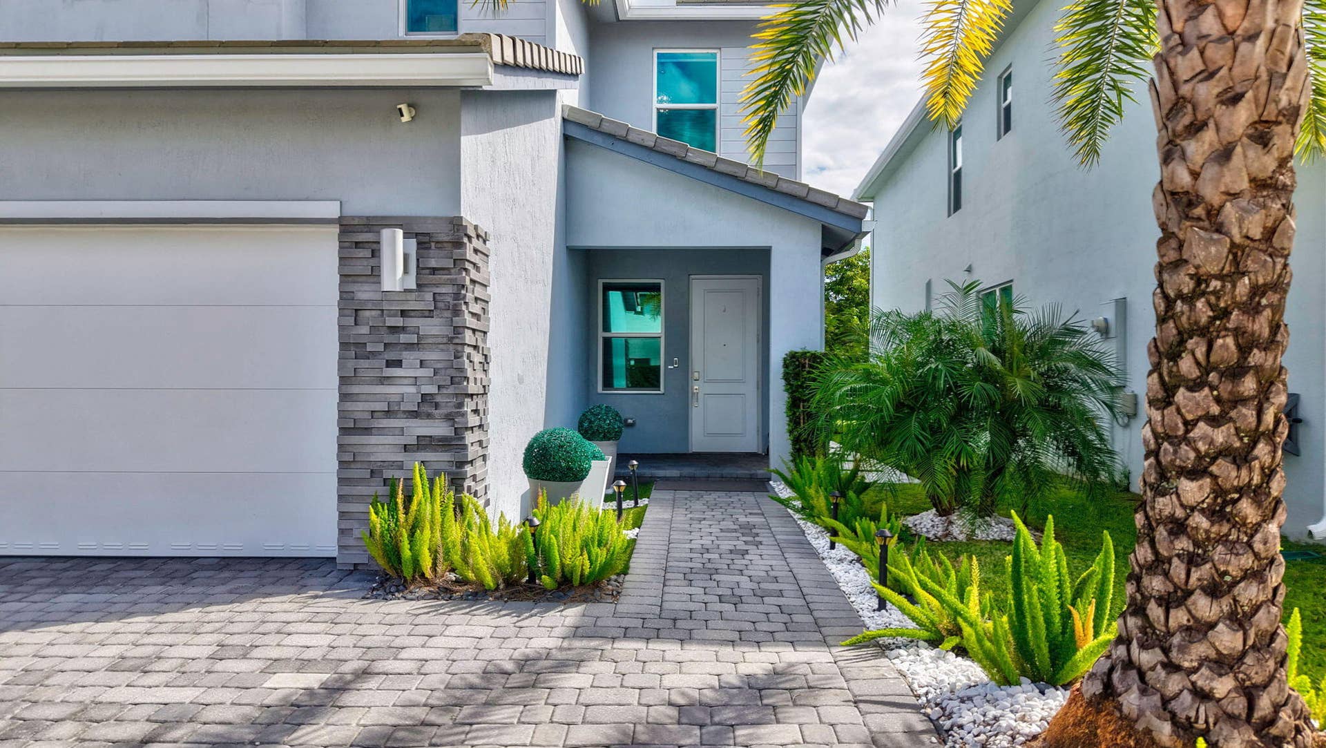 4228 VELEIROS Avenue, Deerfield Beach, FL 33064 3-web-or-mls-DJI_20261014114944_0402_D_3