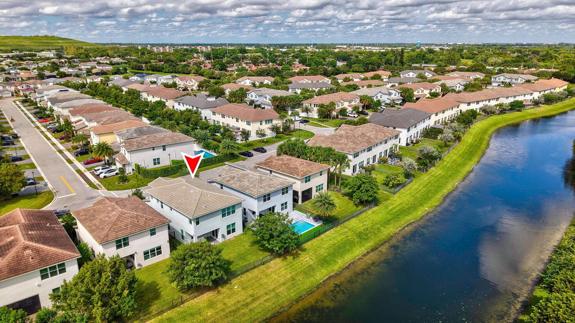 4228 VELEIROS Avenue, Deerfield Beach, FL 33064 44-web-or-mls-DJI_20261014115119_0442_D_