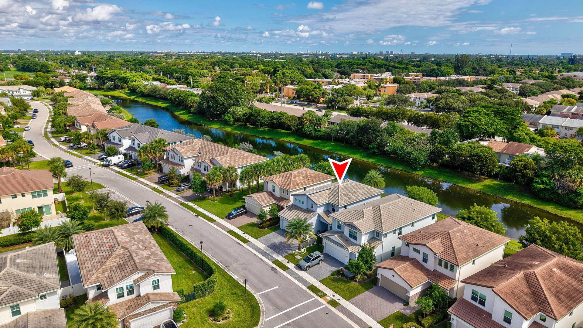 4228 VELEIROS Avenue, Deerfield Beach, FL 33064 39-web-or-mls-DJI_20261014115016_0417_D_