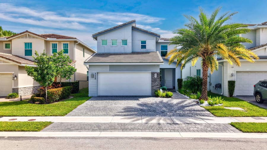 Property photo for 4228 VELEIROS Avenue, Deerfield Beach, FL