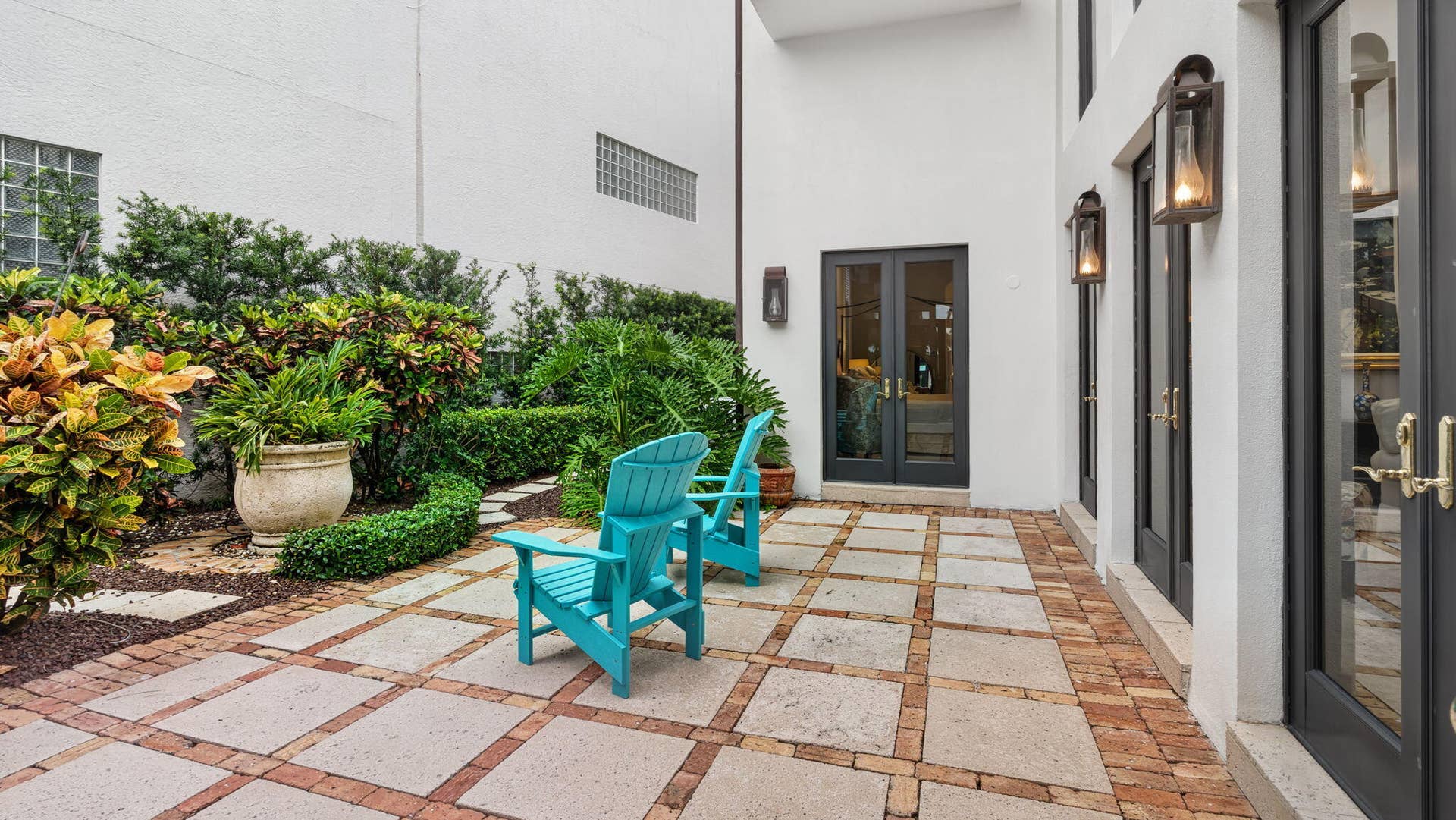 1014 Grand Court, Highland Beach, FL 33487 Side Patio