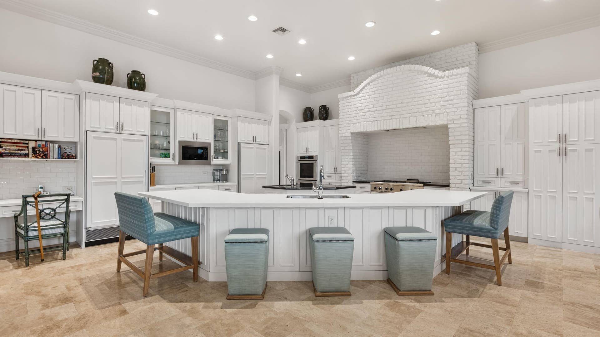 1014 Grand Court, Highland Beach, FL 33487 Kitchen
