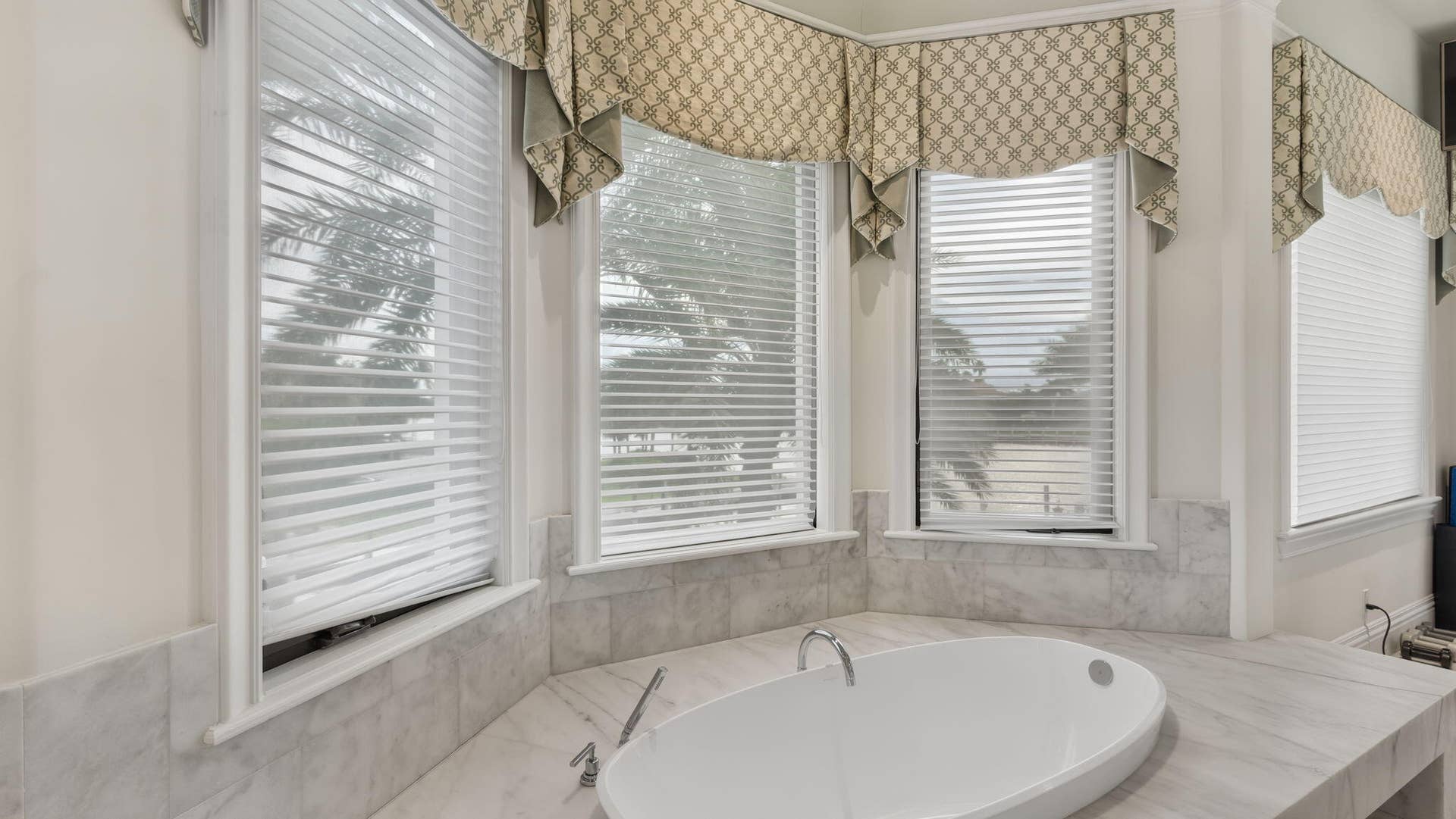 1014 Grand Court, Highland Beach, FL 33487 Primary Bath #1