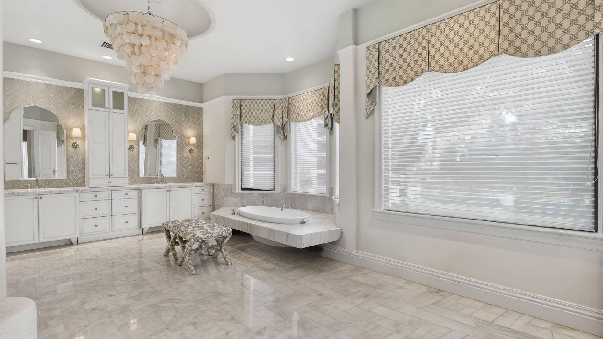 1014 Grand Court, Highland Beach, FL 33487 Primary Bath #1