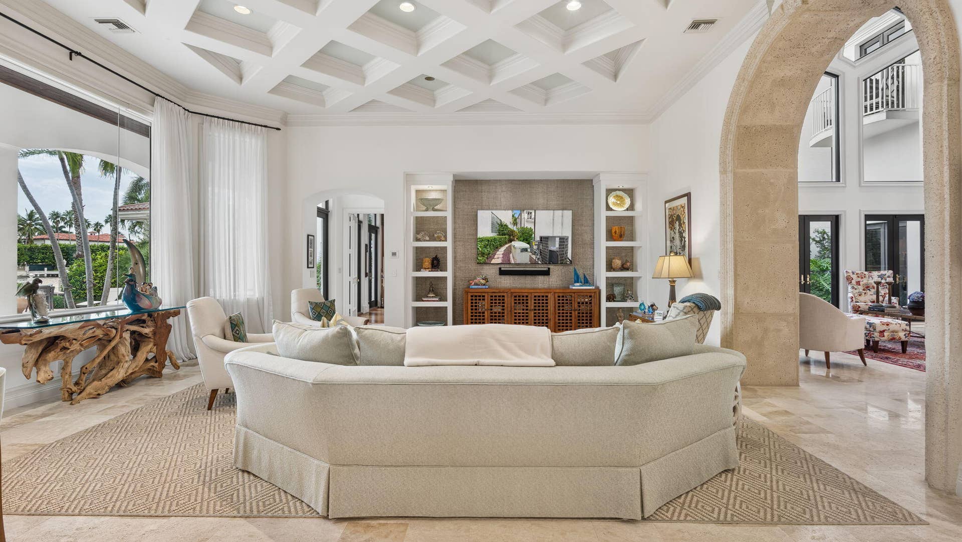 1014 Grand Court, Highland Beach, FL 33487 Family Room