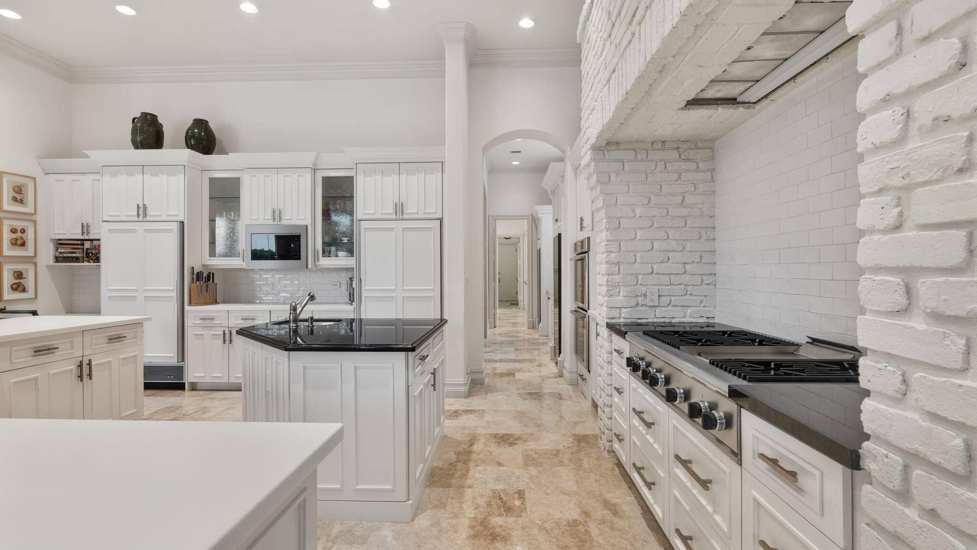 1014 Grand Court, Highland Beach, FL 33487 Kitchen