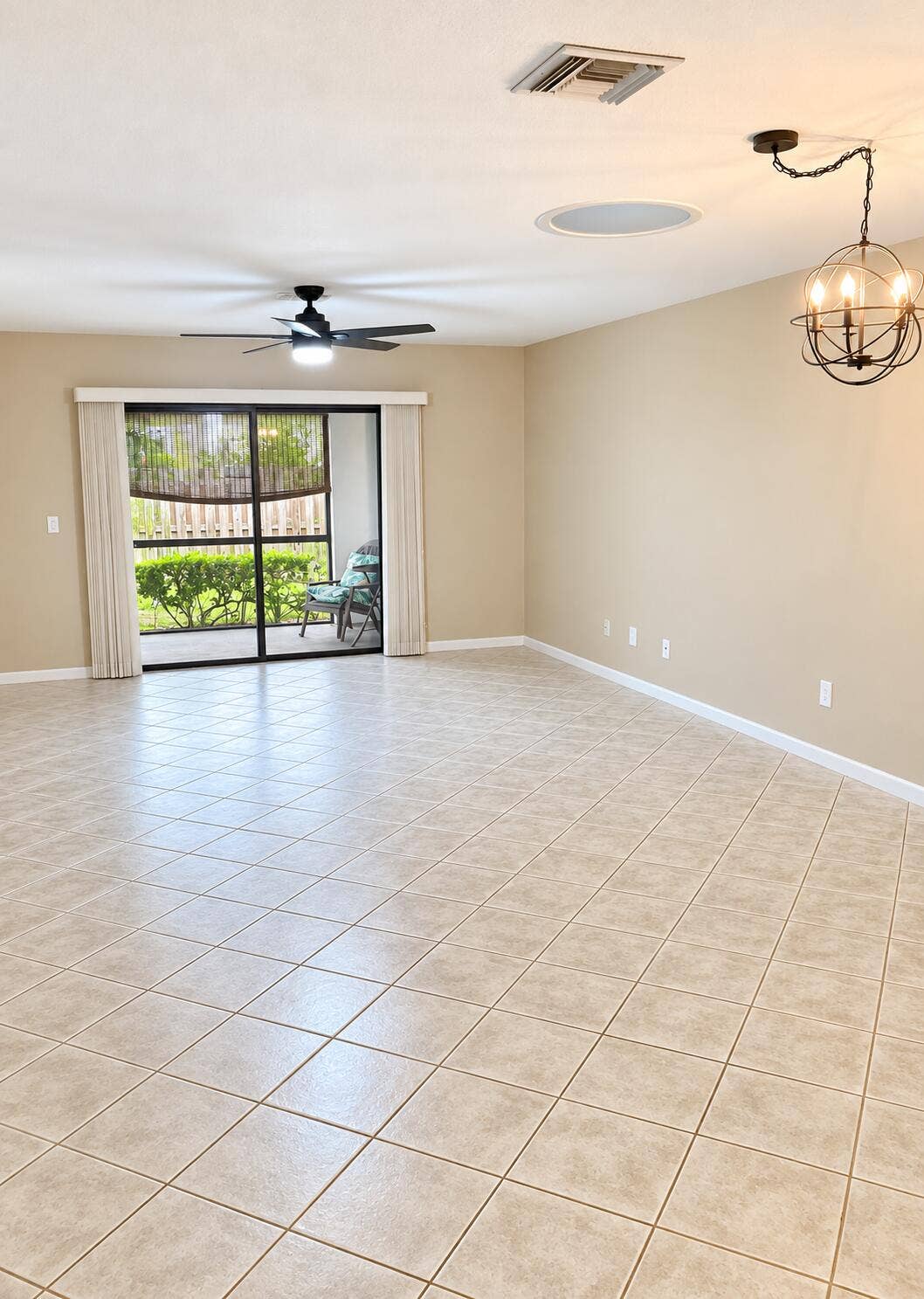 255 PARADISE Boulevard, #1, Indialantic, FL 32903 living room-255 paradise blvd