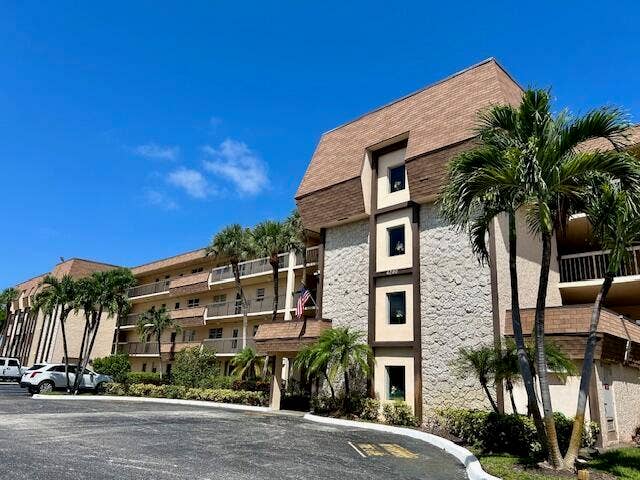 6200 NW 2ND Avenue, #212, Boca Raton, FL 33487 FRONT OF BUILDING