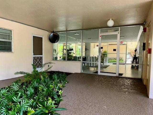 6200 NW 2ND Avenue, #212, Boca Raton, FL 33487 LOBBY
