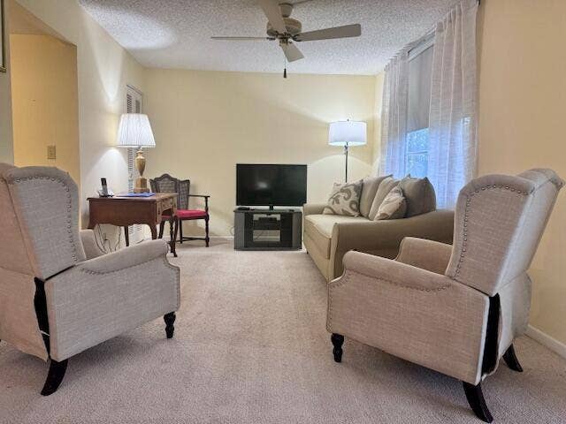6200 NW 2ND Avenue, #212, Boca Raton, FL 33487 den reclining chairs