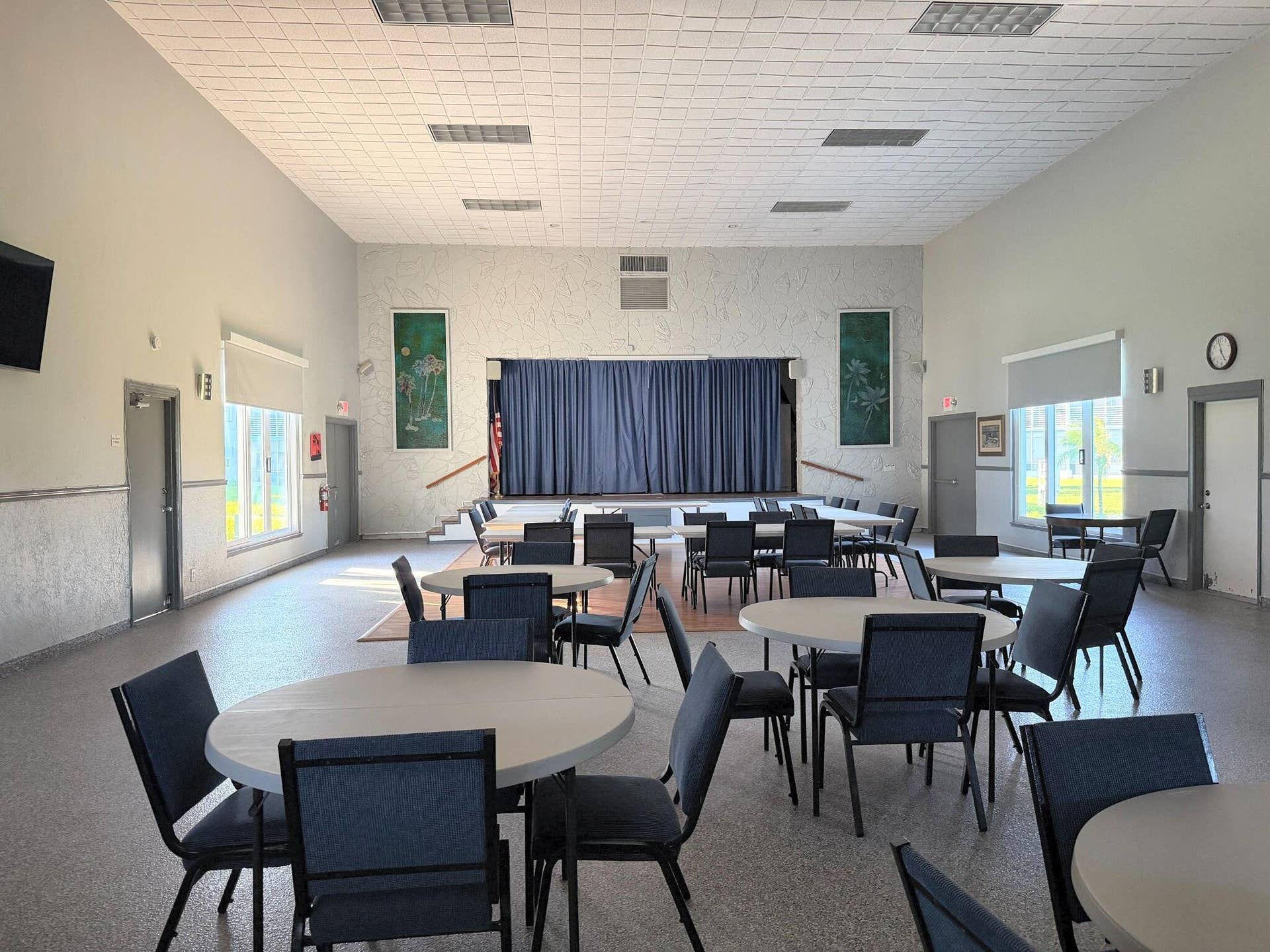 2309 PARK Lane, #210, Hollywood, FL 33021 Theatre