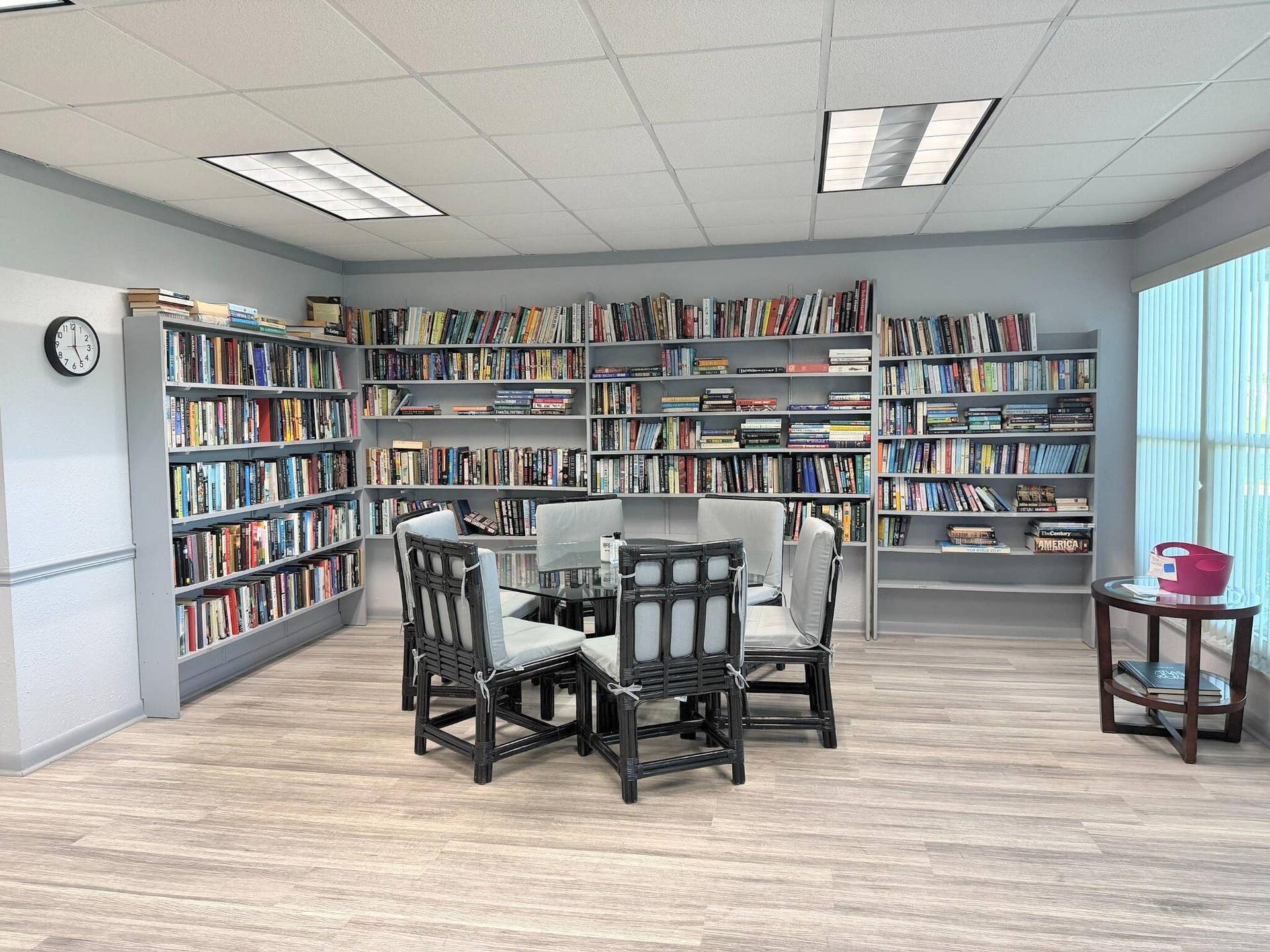 2309 PARK Lane, #210, Hollywood, FL 33021 Library area
