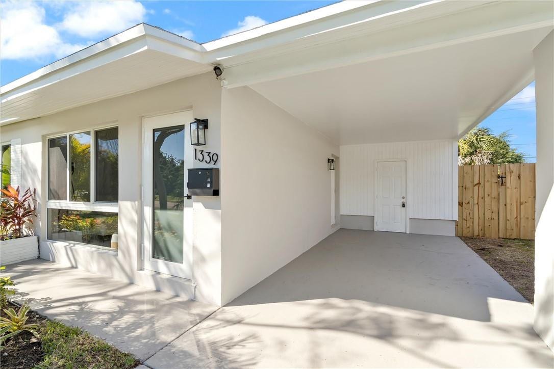 1339 SW 46TH Avenue, Fort Lauderdale, FL 33317 Photo 4
